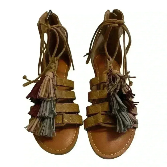 Shoes - Fringe Sandals